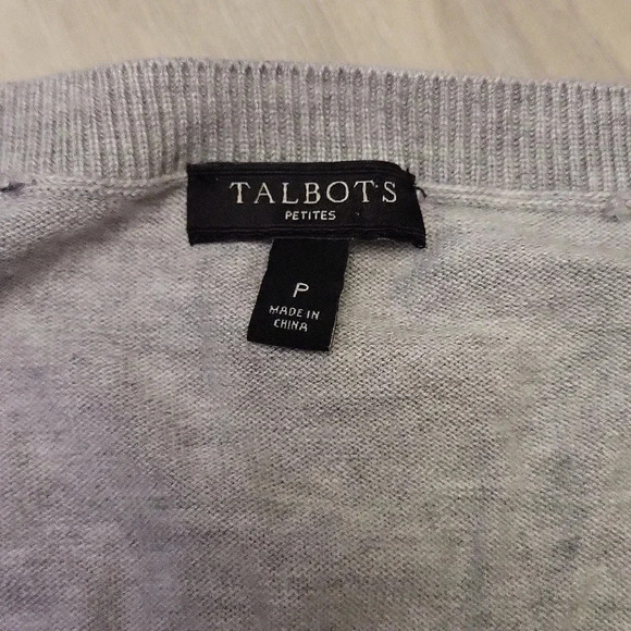 🛍Talbots Petites Grey‎ Black Sleeve Beaded Top Womens Size P - Picture 2 of 7